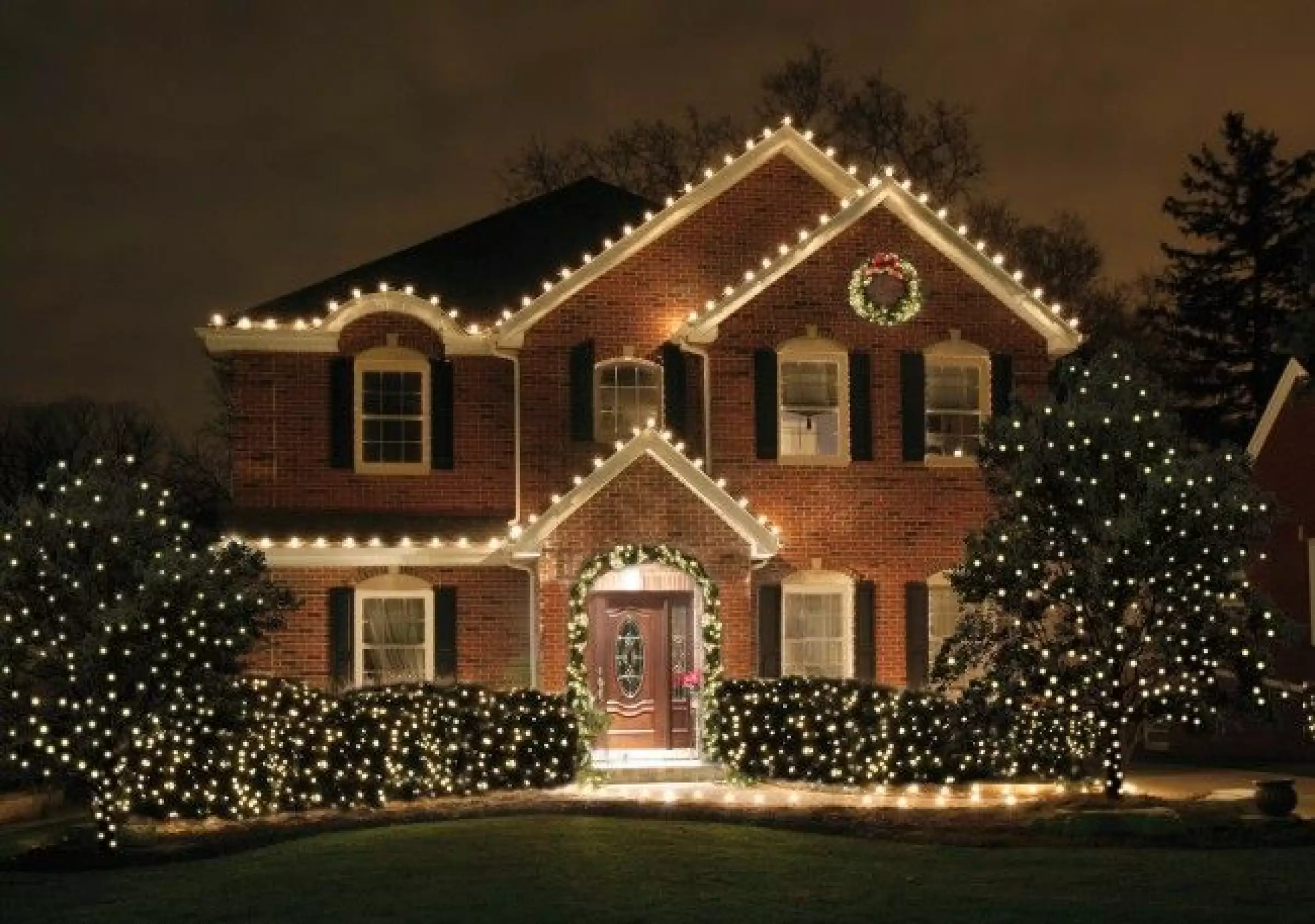 Holiday Lighting Removal